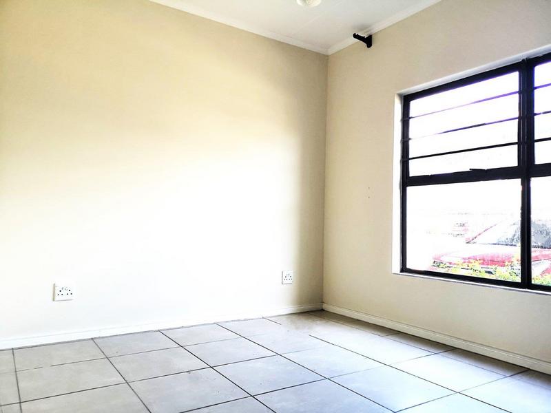 To Let 3 Bedroom Property for Rent in Sandown Western Cape